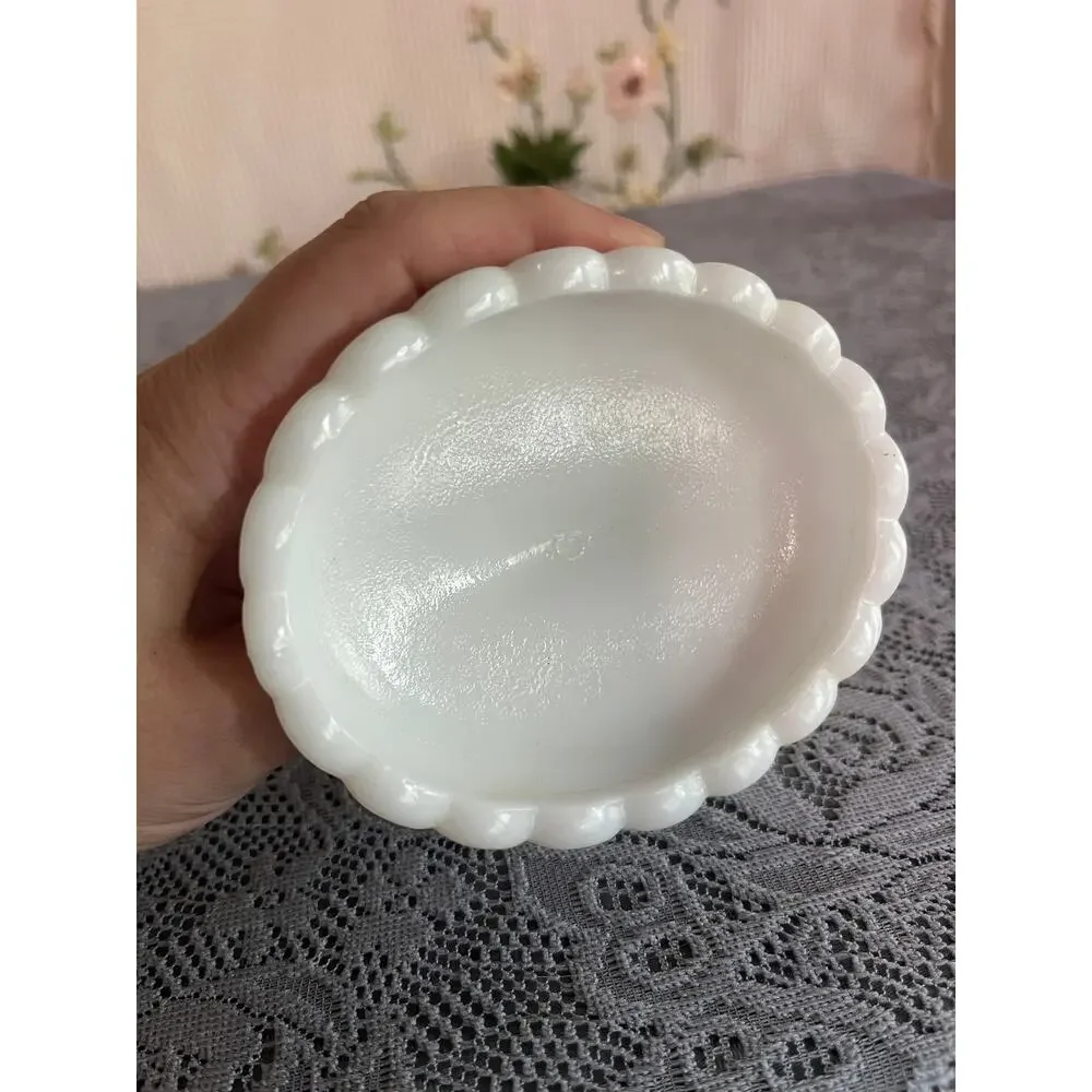 Westmoreland Milk Glass Double Candle Holder Swirl Shell 2 Light WG Mark Vintage